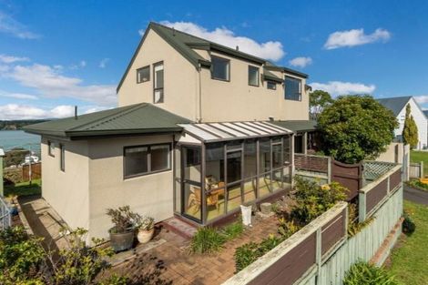 Photo of property in 87 Harbour View Road, Omokoroa, 3114