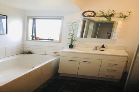 Photo of property in St Claire Village, 36/172 Mcleod Road, Te Atatu South, Auckland, 0610