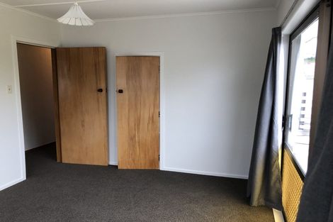 Photo of property in 10 Warwick Crescent, Taradale, Napier, 4112