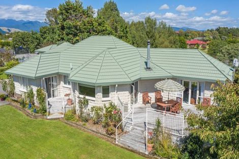 Photo of property in 49a Gordon Place, Levin, 5510