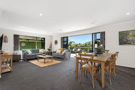 Photo of property in 56 Drabble Crescent, Papamoa Beach, Papamoa, 3118