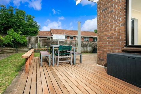 Photo of property in 1/16a Sunnynook Road, Sunnynook, Auckland, 0620