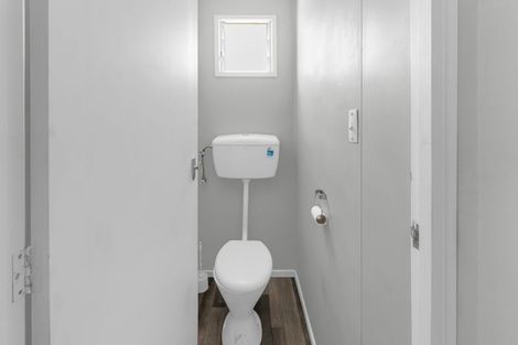 Photo of property in 11 Railway Esplanade, East Gore, Gore, 9710