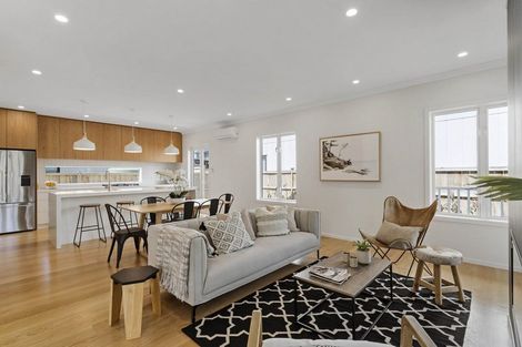 Photo of property in 6 Tiaki Lane, Karaka, Papakura, 2113