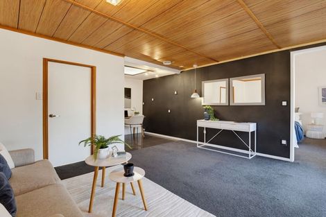 Photo of property in 1 Maxwells Line, Awapuni, Palmerston North, 4412