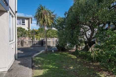 Photo of property in 15/76 Freyberg Street, Lyall Bay, Wellington, 6022