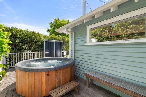 Photo of property in 21 Locarno Street, Opawa, Christchurch, 8023