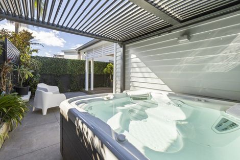 Photo of property in 3 Makura Drive, Papamoa Beach, Papamoa, 3118