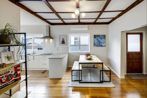 Photo of property in 16a Georges Drive, Napier South, Napier, 4110