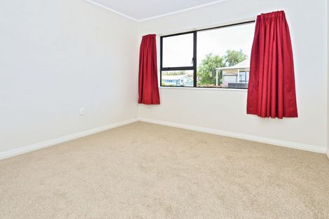 Photo of property in 44a Edgewater Parade, Waiuku, 2123