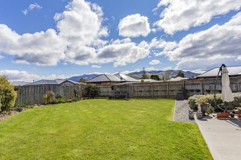 Photo of property in 9 Stonebridge Lane, Oxford, 7430