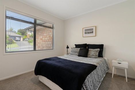 Photo of property in 52 Merriman Place, Pyes Pa, Tauranga, 3112