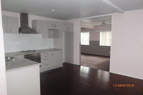 Photo of property in 4 Downing Street, Glenfield, Auckland, 0629