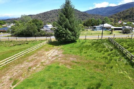 Photo of property in 3 Clifford Street, Blackball, 7804