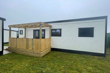 Photo of property in 15 Paritutu Road, Spotswood, New Plymouth, 4310