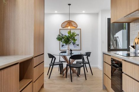 Photo of property in 26 Dawnhaven Drive, Te Atatu Peninsula, Auckland, 0610