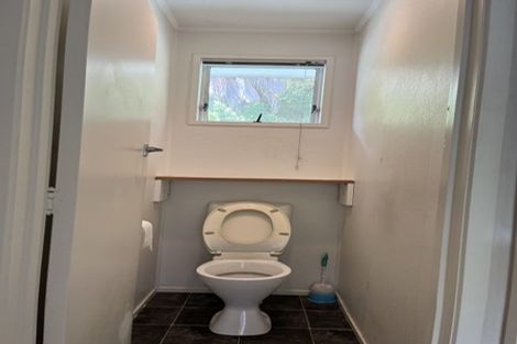 Photo of property in 26 Malters Place, Browns Bay, Auckland, 0630