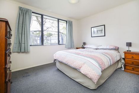 Photo of property in 7 Wheaton Place, Glen Eden, Auckland, 0602