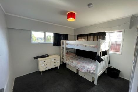 Photo of property in 1/77 Tiraumea Drive, Pakuranga, Auckland, 2010