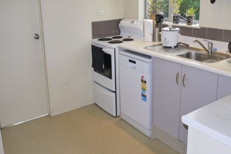 Photo of property in 5a Everingham Place, Sunnyhills, Auckland, 2010