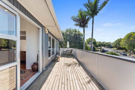 Photo of property in 22 Himalaya Drive, Half Moon Bay, Auckland, 2012