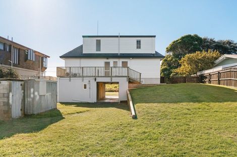Photo of property in 678 Papamoa Beach Road, Papamoa Beach, Papamoa, 3118
