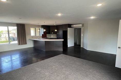 Photo of property in 12 Anglem Way, Northwood, Christchurch, 8051