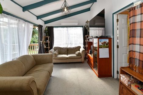 Photo of property in 44a Rautawhiri Road, Helensville, 0800