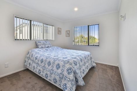 Photo of property in 118b Great South Road, Manurewa, Auckland, 2102