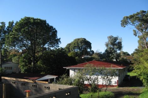 Photo of property in 325 Pakuranga Road, Pakuranga Heights, Auckland, 2010