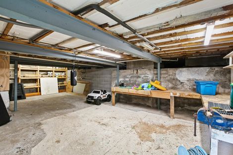 Photo of property in 14 Mclean Street, Strandon, New Plymouth, 4312