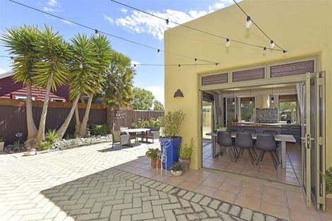 Photo of property in 21 Amoka Crescent, Parklands, Christchurch, 8083