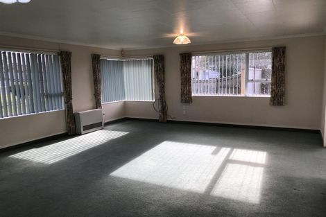 Photo of property in 2a Hamlet Street, Stratford, 4332