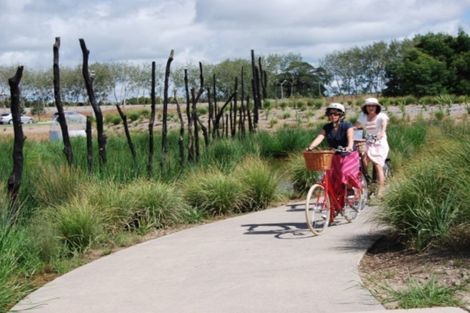 Photo of property in 5 Treloar Crescent, Hobsonville, Auckland, 0616