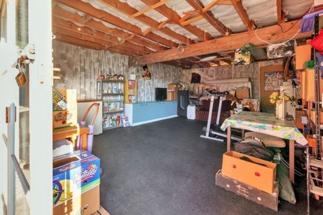 Photo of property in 3 Lanigan Street, Birkdale, Auckland, 0626