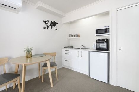 Photo of property in 28 Botanical Road, Tauranga South, Tauranga, 3112