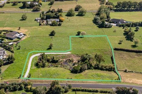 Photo of property in 25 Bungard Road, Karaka, Papakura, 2580