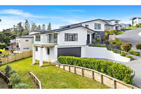 Photo of property in 40 Dawood Place, The Gardens, Auckland, 2105