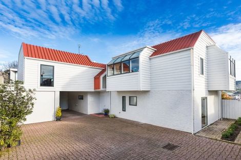 Photo of property in 245 Highgate, Roslyn, Dunedin, 9010