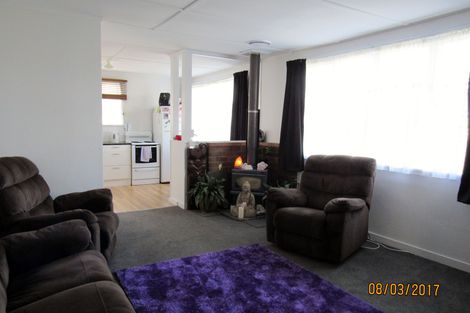 Photo of property in 3 Armstrong Street, Huntly, 3700