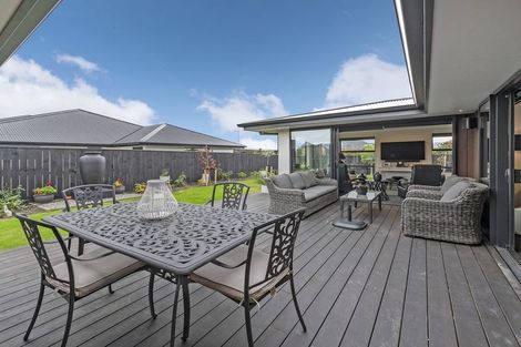 Photo of property in 10 Verdeco Boulevard, Lincoln, 7608