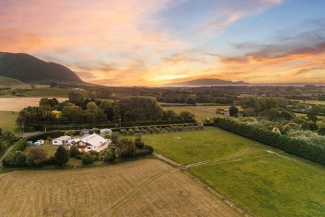 Photo of property in 45 Best Road, Te Horo, Otaki, 5582