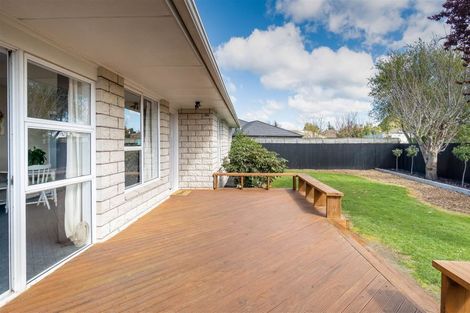 Photo of property in 22 Mckellar Place, Hornby, Christchurch, 8042