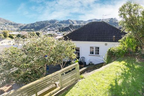 Photo of property in 6 Pimble Avenue, Karori, Wellington, 6012