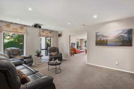Photo of property in 63 Wai-iti Terrace, Burnside, Christchurch, 8052