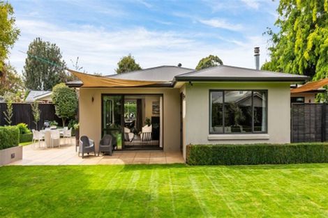 Photo of property in 11 Ashcroft Place, Burnside, Christchurch, 8053