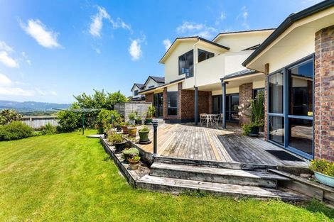 Photo of property in 5 Birkinshaw Grove, Riverstone Terraces, Upper Hutt, 5018