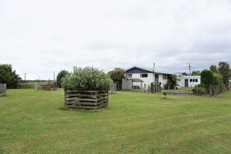 Photo of property in 197 Takapu Road, Manakau, Levin, 5573