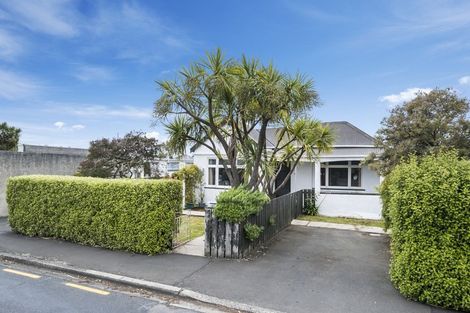 Photo of property in 37 Melbourne Street, South Dunedin, Dunedin, 9012