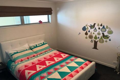 Photo of property in 2/272 Marine Parade, New Brighton, Christchurch, 8061